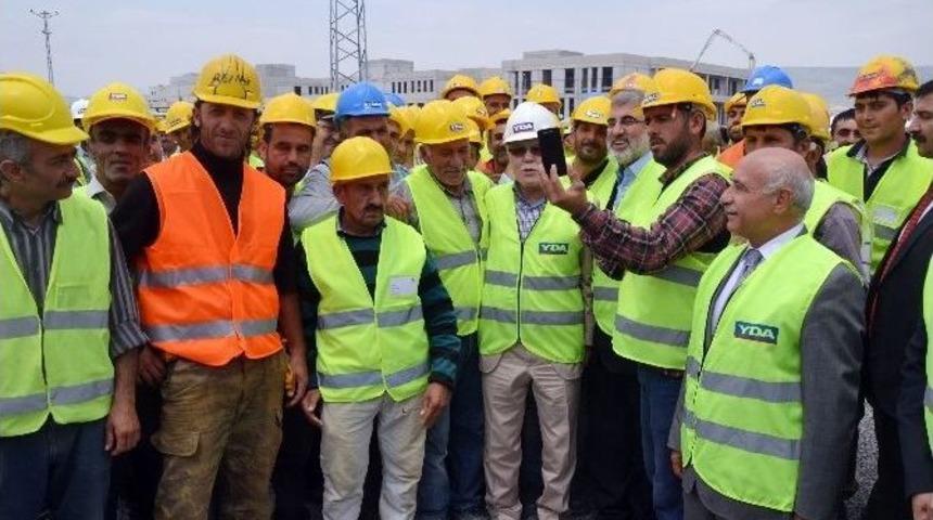 Enerji Ve Tabii Kaynaklar Bakanı Taner Yıldız: