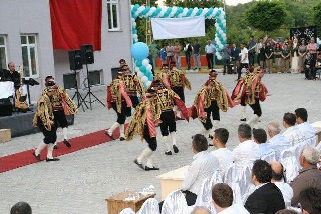 Devrek Sosyal Bilimler Lisesi İlk Mezunlerini Verdi