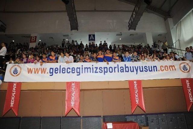 ’geleceğimiz Sporla Büyüsün Bahar Şöleni’ Yapıldı