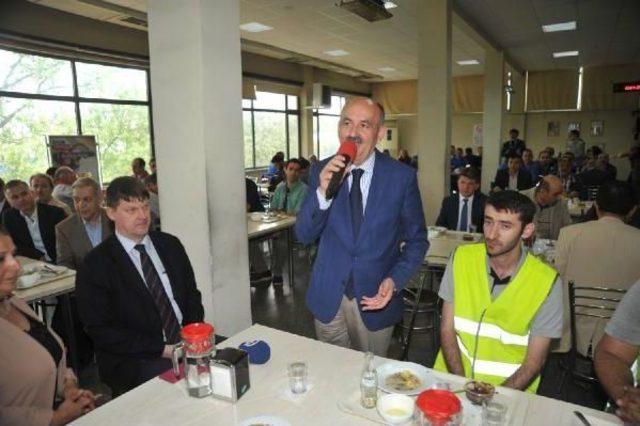 M&uuml;ezzinoğlu&rsquo;Ndan D&ouml;k&uuml;m Iş&ccedil;ilerine Sandık &Ccedil;ağrısı 2