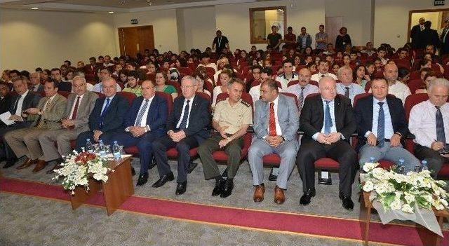 Vali &Ccedil;i&ccedil;ek 7. Bilim Şenliği&rsquo;nin A&ccedil;ılışını Yaptı 1