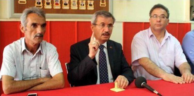 Alaşehir de Cumhurbaşkanı Afişlerinin Tahrip Edilmesine 3 G&ouml;zaltı 1