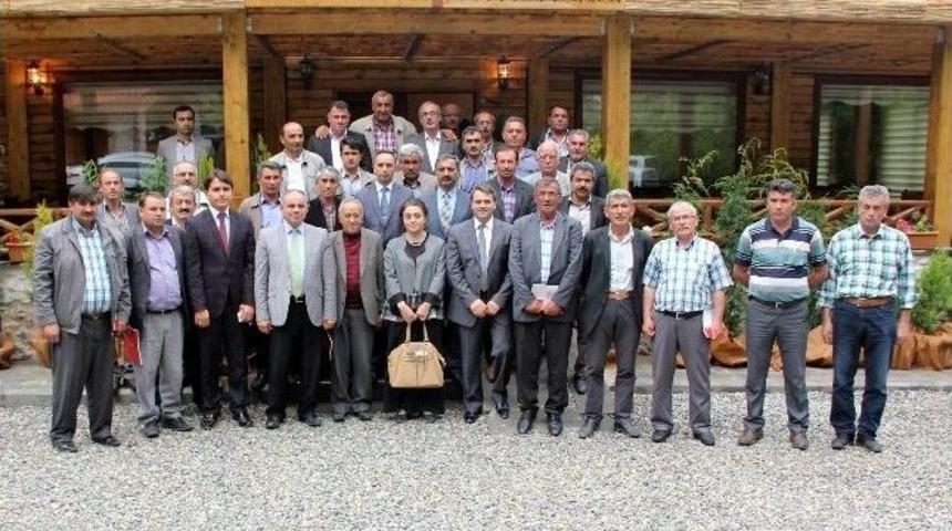 M&uuml;steşar Nesrin &Ccedil;elik Yahyalı&rsquo;da Muhtar Bilgilendirme Toplantısı&rsquo;na Katıldı