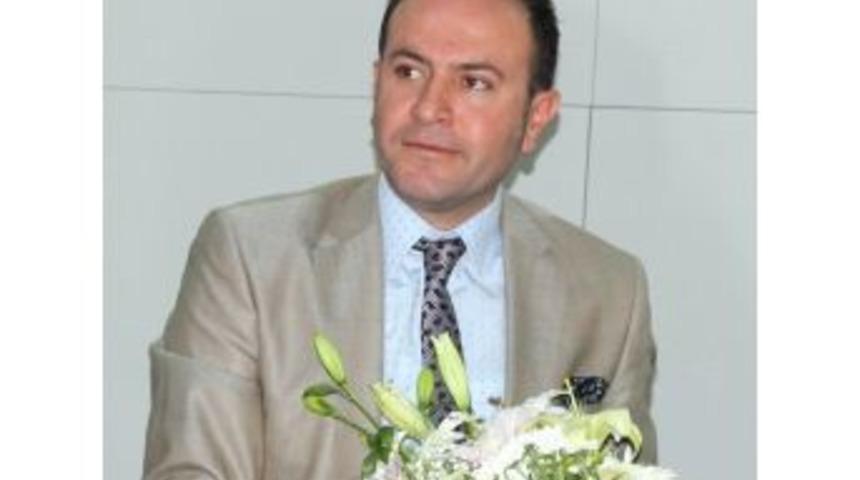 Derinel: "antren&ouml;r Olmadan Transferin Doğru Olduğunu D&uuml;ş&uuml;nm&uuml;yorum"