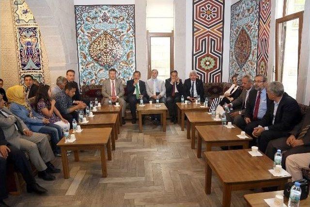 Talas&rsquo;ta Aşıklar Atışması Ve Sıra Gecesi 2