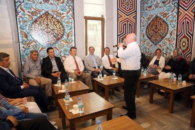 Talas&rsquo;ta Aşıklar Atışması Ve Sıra Gecesi 3