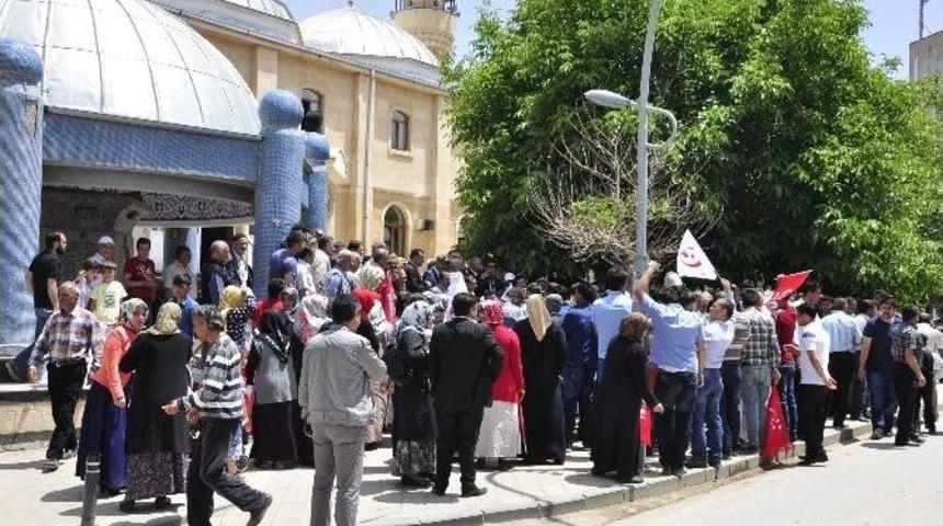 Milli İttifak&rsquo;ın Kahramanmaraş Milletvekili Adayı Yanar, Afşin&rsquo;deki Pir Ali Camii Avlusunda Konuştu: