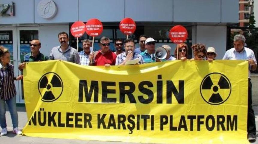 N&uuml;kleer Karşıtları, Raporun Gizlenmesini Protesto Etti