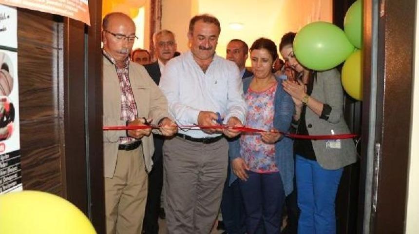 Şemdinli'de Fizik Tedavi Ve Masaj Salonu A&ccedil;ıldı