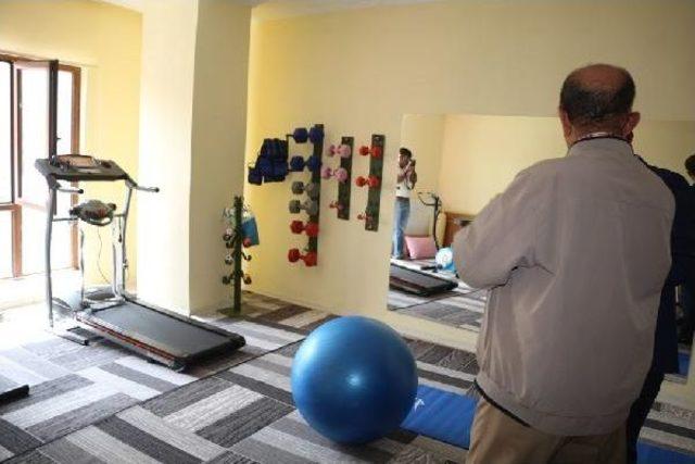 Şemdinli de Fizik Tedavi Ve Masaj Salonu A&ccedil;ıldı 1