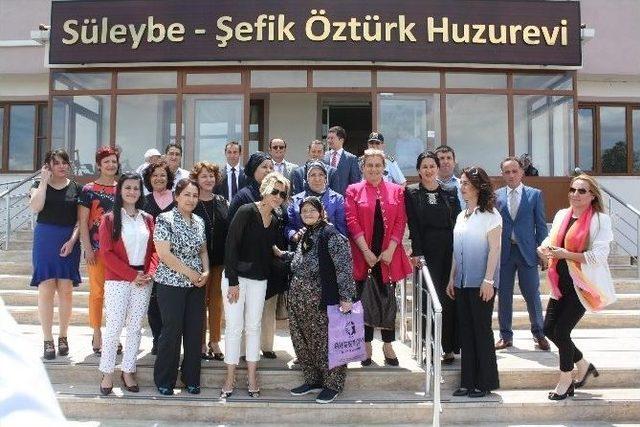 Edirne’de Yaşlılar Maharetlerini Sergiledi