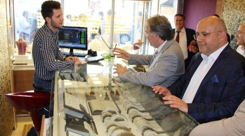 Namal, Esnaf Gezilerinde