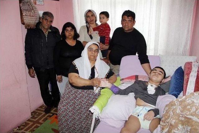 Havalandırma Boşluğuna Düşerek Yatalak Kalan Taha Yardım Bekliyor 1