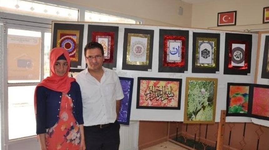 &Ouml;ğretmen Lisesinde Resim Sergisi Ve M&uuml;zik Dinletisi