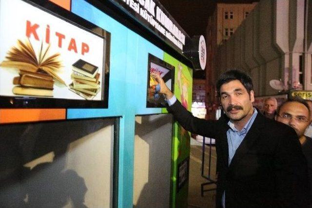 Işılak’tan Kitap Kumbarasına Destek