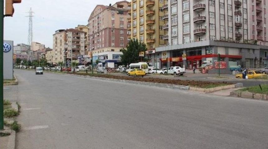 Mahkeme Kararı İle A&ccedil;ılan Kavşağın Yeniden Kapatılmasına Tepki