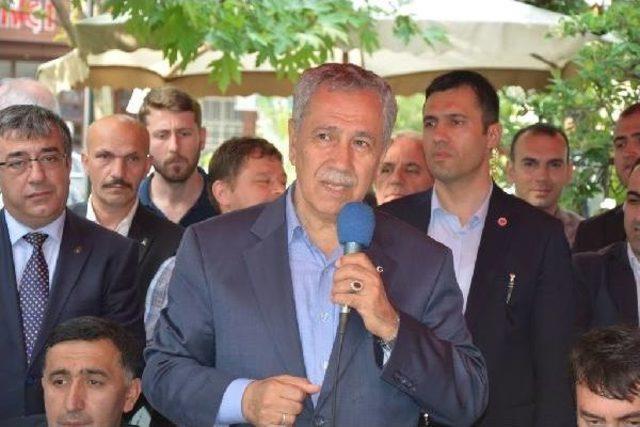 Arınç: Türkiye Bir Cinnetin Içinde Maalesef (2) 1