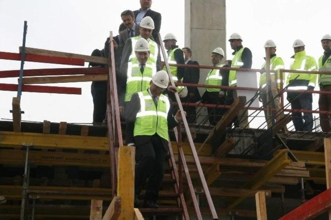 Eski Adalet Bakanı Bozdağ, Yozgat 475 Yataklı Hastane İnşaatını İnceledi