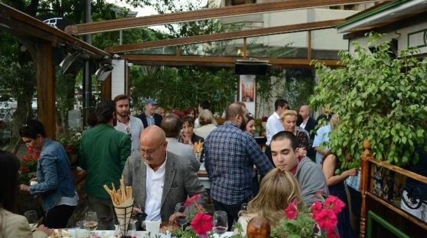 Due Forni, G&ouml;ztepe&rsquo;de A&ccedil;ıldı