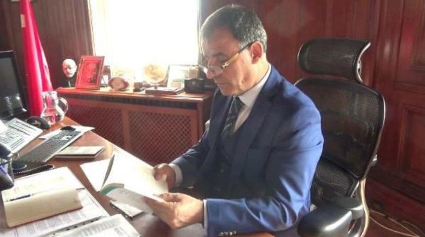 İstanbul Milli Eğitim M&uuml;d&uuml;r&uuml;, Osmanlıca'yı &Ouml;ğrendi