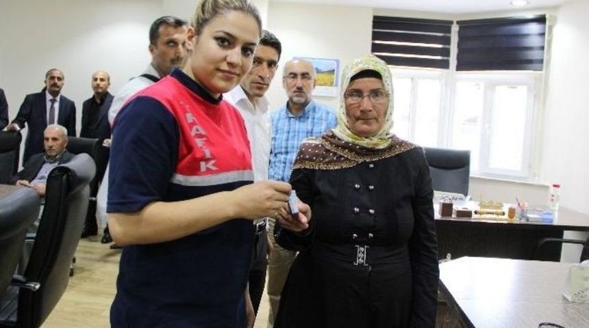 Yaşlı Ve Engellilere &Uuml;cretsiz Ulaşım Hizmeti