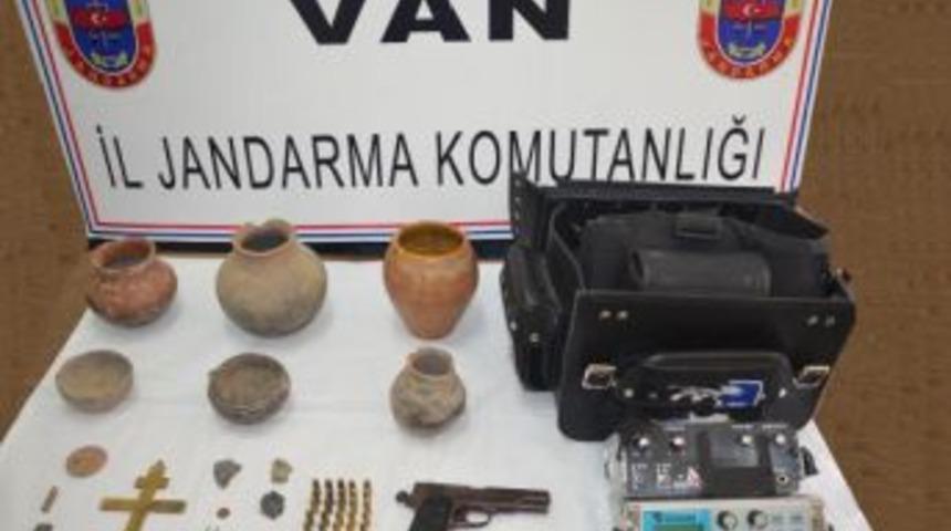 Ağrı'da Jandarmadan Tarihi Eser Operasyonu