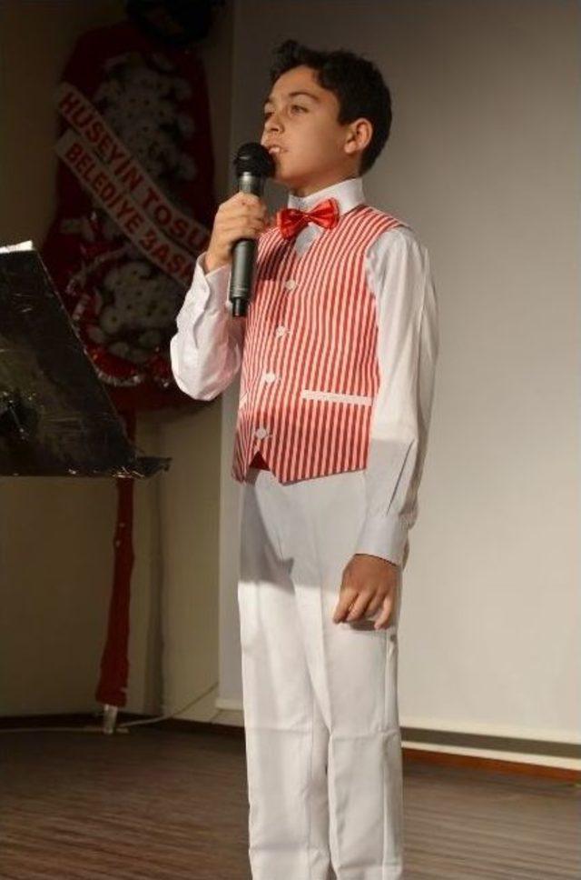 Kendi Yazdıkları Şiirlerle Unutulmaz Bir Dinleti Sergilediler 2