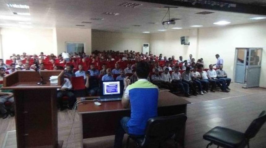 Kulp&rsquo;ta Okul Servis Şof&ouml;rlerine Seminer Verildi