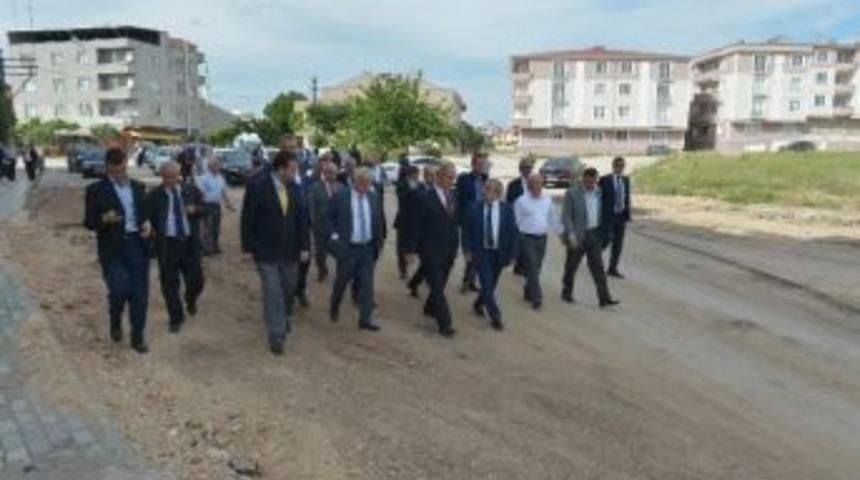 Karacabey&rsquo;de Ana Arterlere D&uuml;zenleme