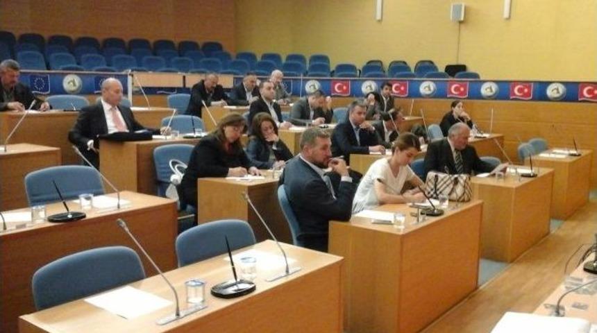 D&uuml;zce Belediyesi Haziran Ayının İlk Meclis Toplantısı Yapıldı