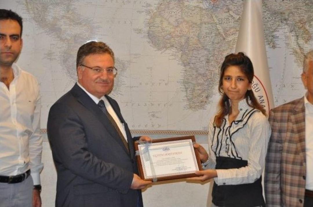 Halının Merkezi Modanın Merkezi Olma Yolunda