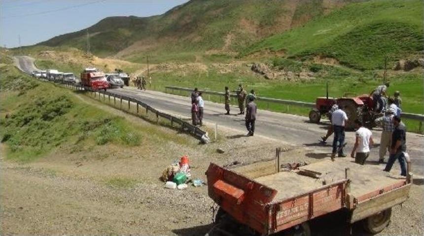 Yaylaya Gidenleri Taşıyan Trakt&ouml;r Devrildi; 1 &Ouml;l&uuml;, 28 Yaralı