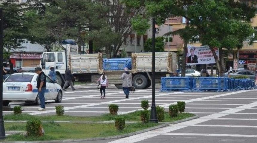 Vilayet Meydanı Cumhurbaşkanı Erdoğan&rsquo;a Hazırlanıyor