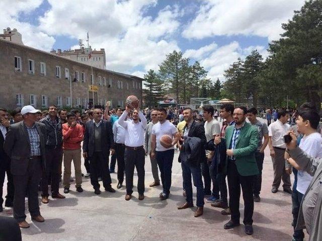 Gizligider Ve A&ccedil;ıkg&ouml;z, Se&ccedil;im Stresini &Ouml;ğrencilerle Birlikte Attı 1