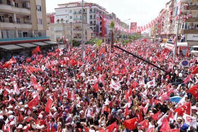 Bah&ccedil;eli: T&uuml;rk Milleti Ilk Kez Ezik Bir Başbakan G&ouml;rd&uuml; 1