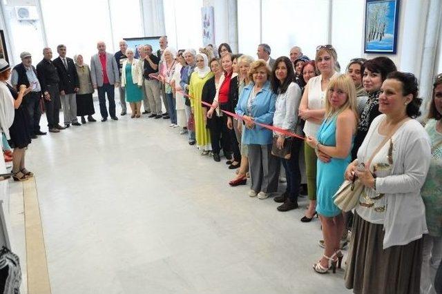 Bursa Kent Konseyi’nde Gönüllü Ressamlar Ödüllendirildi 1