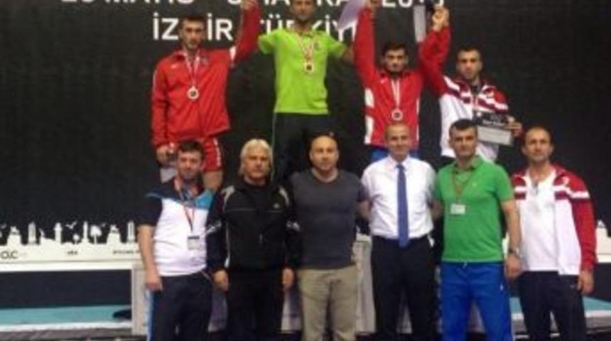 Yalovalı Kick-bosk&ccedil;u T&uuml;rkiye Şampiyonu Oldu