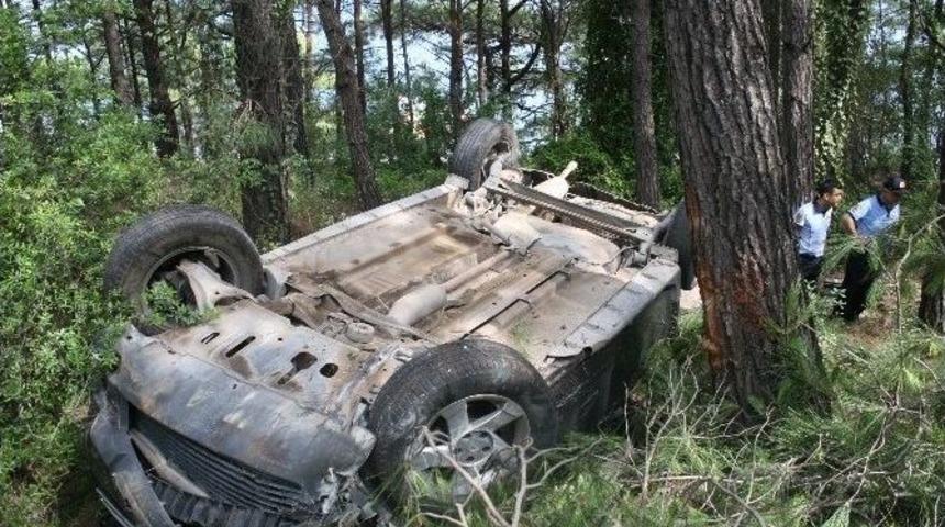Marmaris&rsquo;te Trafik Kazası, 2 Yaralı
