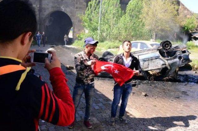 Erzurum da Hdp Mitinginde Olaylar &Ccedil;ıktı (5) 2