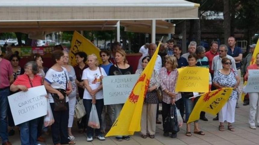 Muğla&rsquo;da Bir Hafta İ&ccedil;inde &Uuml;&ccedil; Kadının &Ouml;ld&uuml;r&uuml;lmesi Ortaca&rsquo;da Kınandı