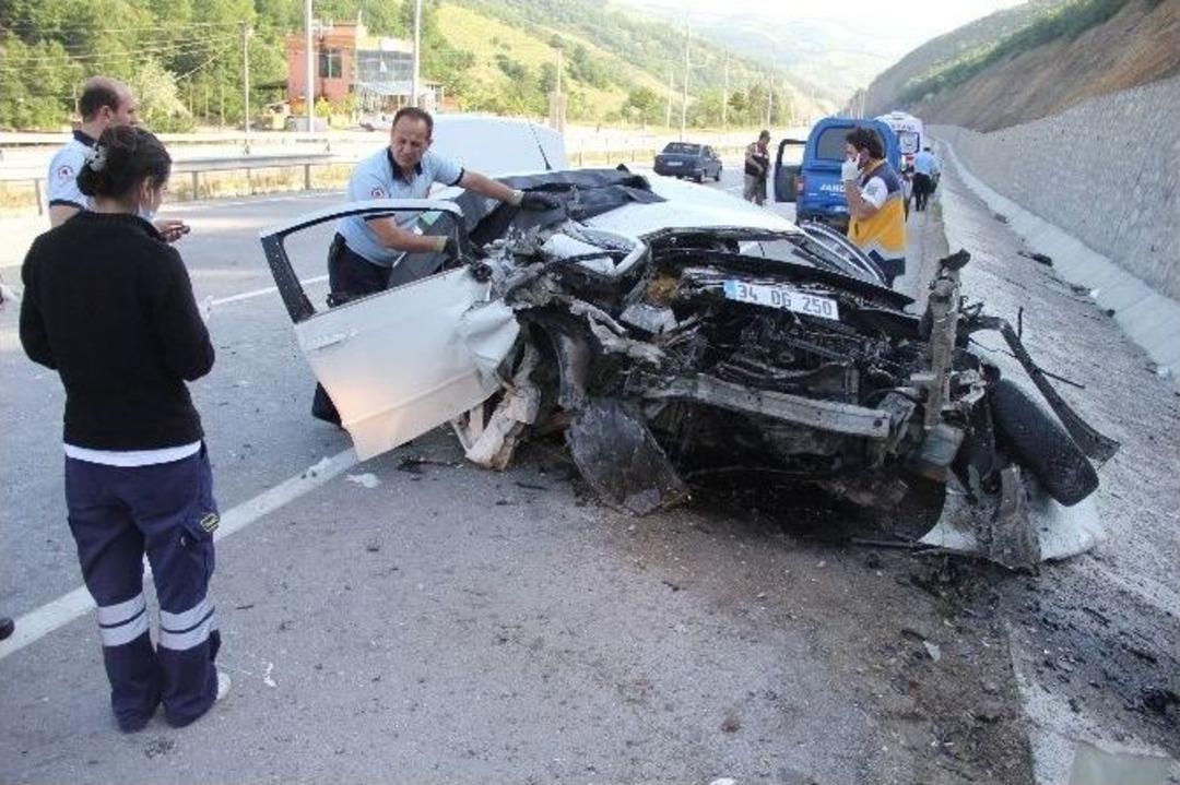 9 Yaşındaki Kız D&uuml;ğ&uuml;ne Giderken Kazada &Ouml;ld&uuml;