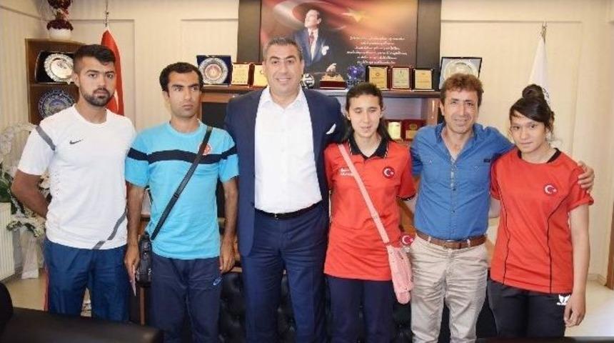 Başarılı Atletlerden Şiran&rsquo;a Ziyaret