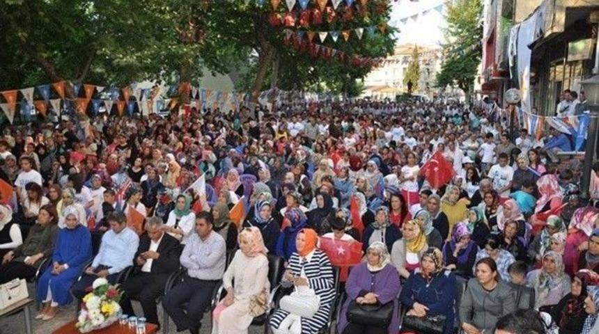 Ak Parti&rsquo;den G&ouml;lbaşı&rsquo;nda Miting