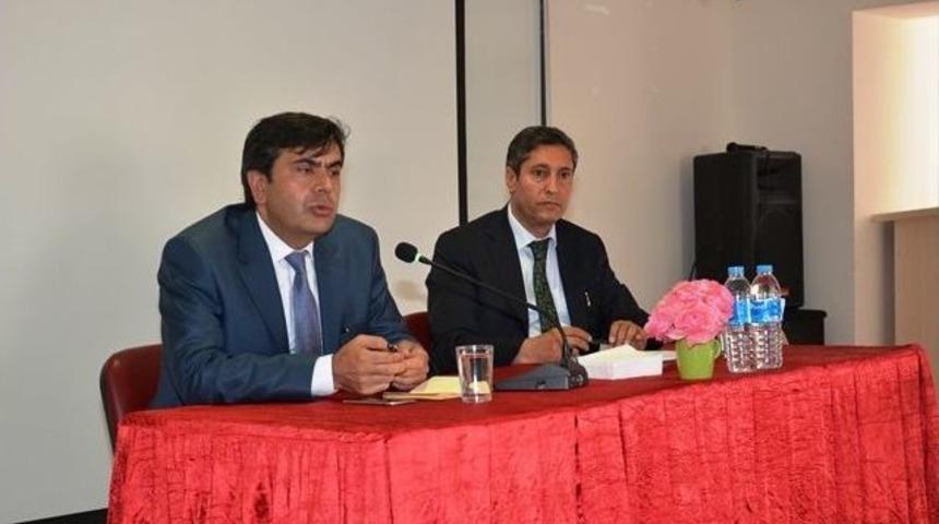 M&uuml;steşar Tekin, Milli Eğitim M&uuml;d&uuml;rl&uuml;ğ&uuml;n&uuml; Ziyaret Etti