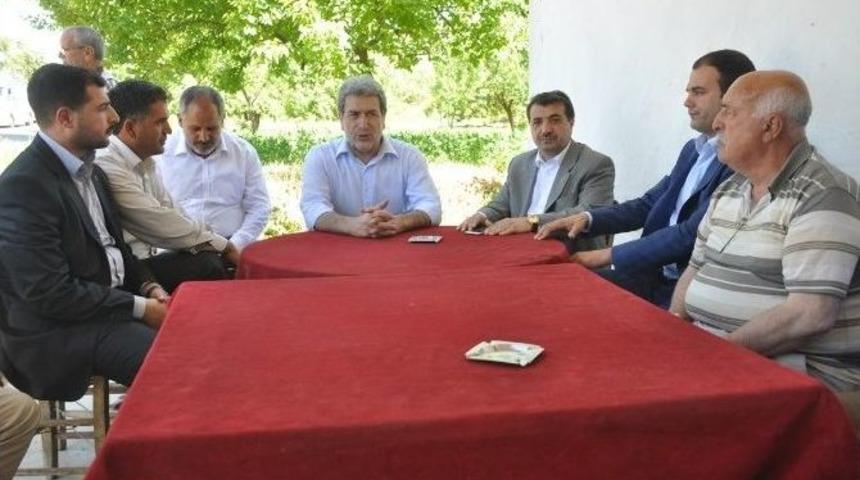 Yaşar, İl&ccedil;e Ziyaretlerine Devam Ediyor