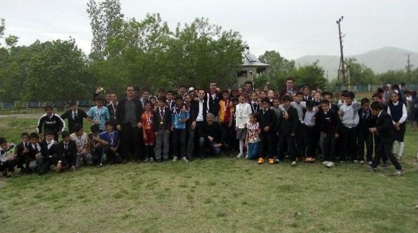 Gevaş&rsquo;ta &Ccedil;ocuk Oyunları Şenliği