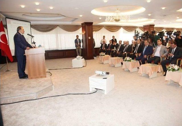 Bakan Eroğlu, Başbakanlık Ofisinde İzmir Projelerini Tanıttı 2