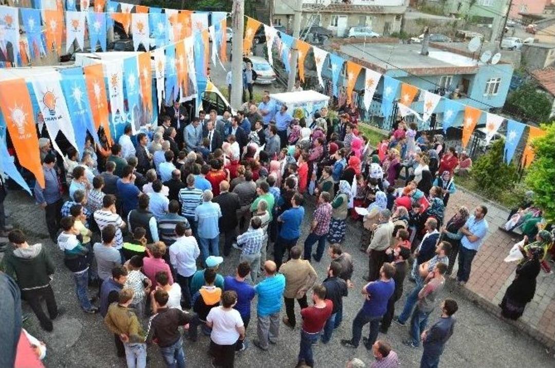Ak Parti&rsquo;den Karaelmas Ve Bah&ccedil;elievlerde Coşkulu Miting