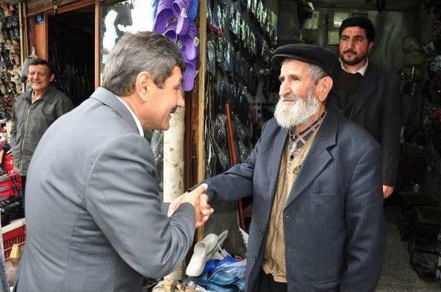 Milletvekili &Uuml;r&uuml;n Uzun &Ccedil;arşı Esnafını Ziyaret Etti 1