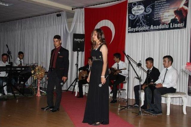 Seydişehir Anadolu Lisesi 9.kez Şiir Dinletti